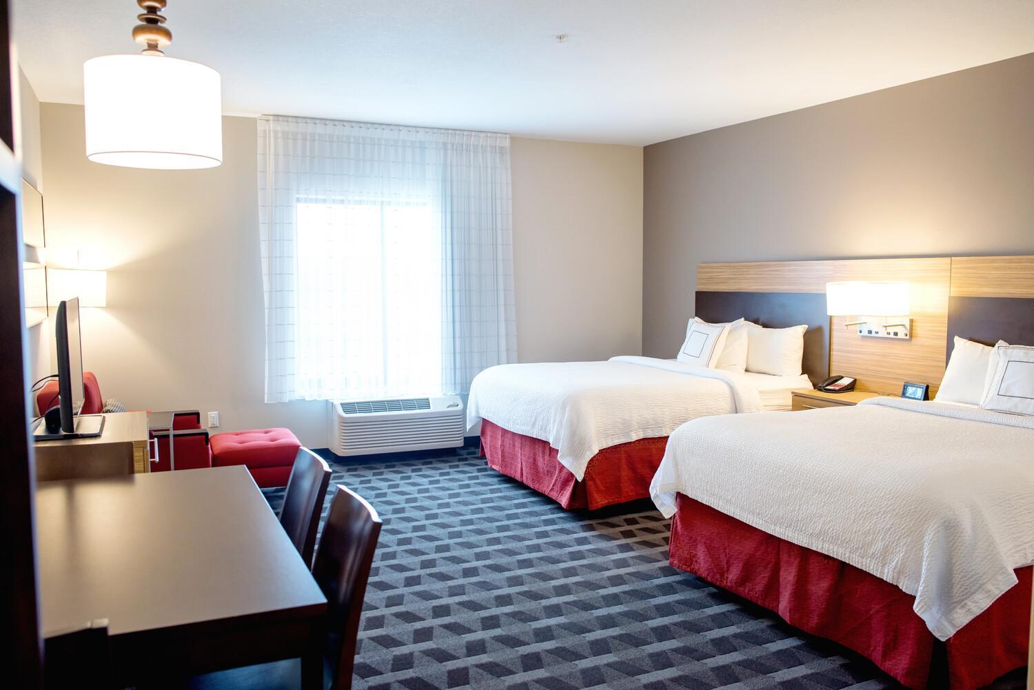 ทาวน์เพลส สวีท อาเมส Hotel เอมส์ ภายนอก รูปภาพ